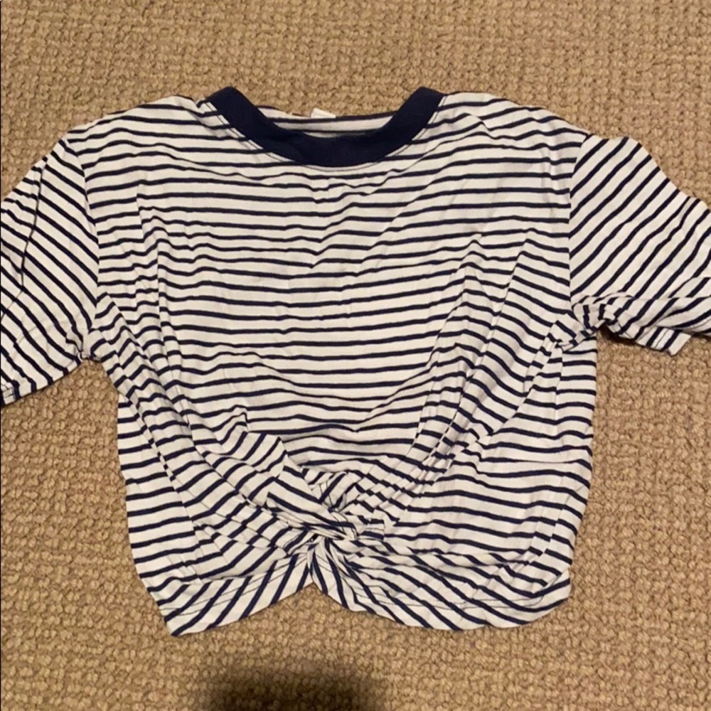 Top shop cropped shirt